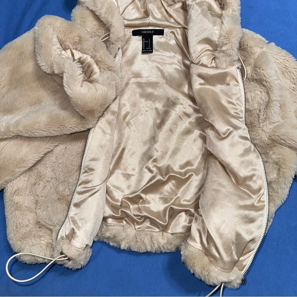 Fur Cropped Jacket - Picture 3 of 3